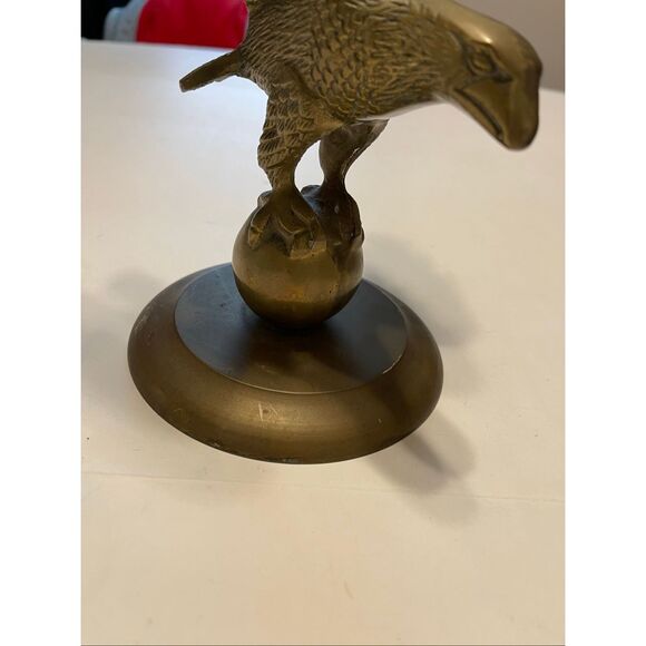 Vintage‎ Brass American Eagle On Globe Earth Ball Statue Art Sculpture Figurine - Picture 3 of 11